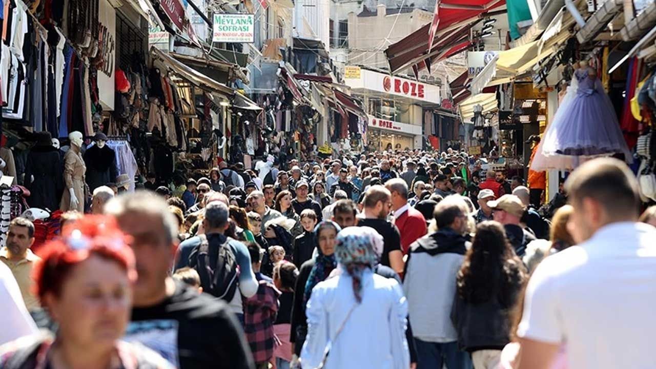 Arefe günü tatil mi? Arife günü yarım gün mü, tam gün mü tatil? Arefe gününde okul var mı? - Resim: 2