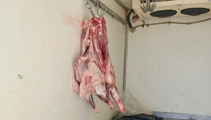 Hatay'da sağlıksız koşullarda taşınan 34 kilogram et ele geçirildi