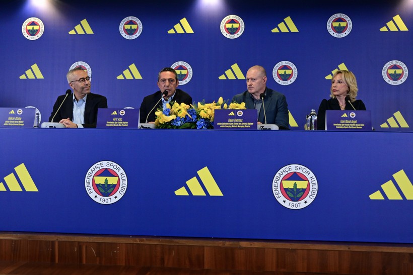 Fenerbahçe ile Adidas arasında 5 yıllık sponsorluk anlaşması! Formalar 1 Temmuz'da çıkıyor - Resim : 1