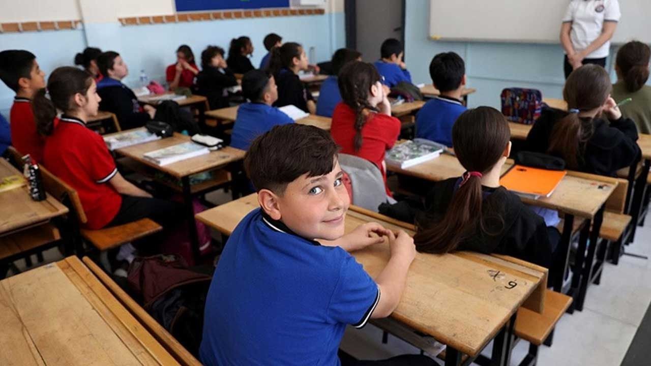 Okulun son haftası devamsızlık yazılıyor mu? e-Okul kapandı mı, devamsızlık giriliyor mu? - Resim: 1
