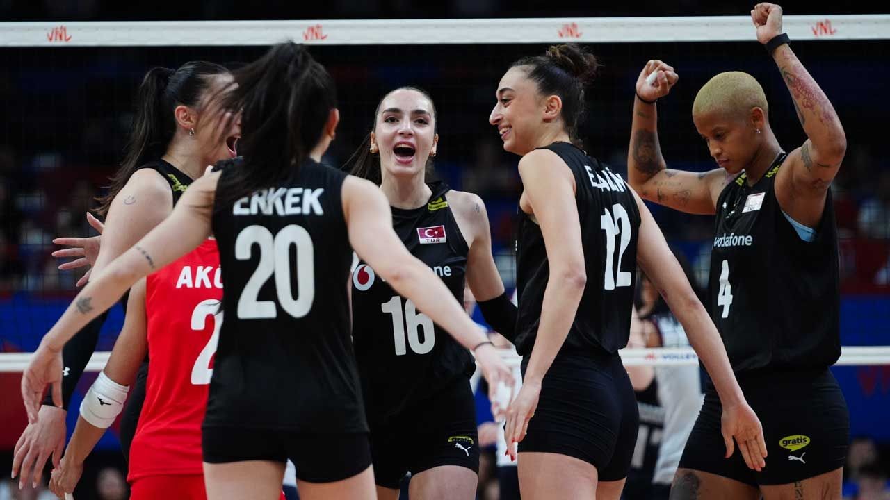 Bugün voleybol maçı var mı? Türkiye A Milli Kadın Voleybol Takımı (Filenin sultanları) maçı ne zaman? - Resim: 1
