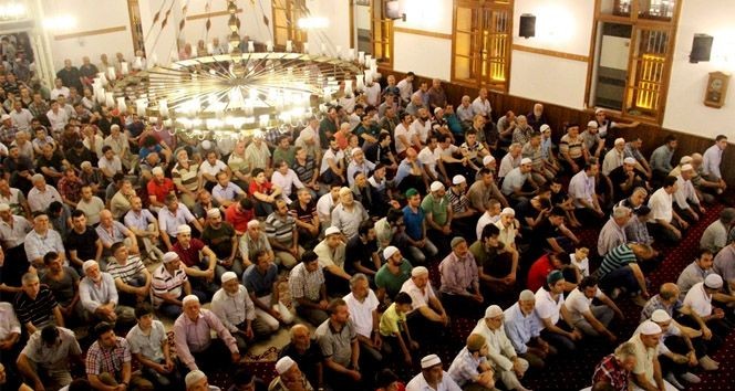 Bayram Namazı: 2025 Kurban Bayramı namazı saat kaçta? Bu sene bayram namazı saat kaçta kılınacak? Namaz vakiti ve saati - Resim: 3