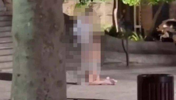 Tarihi eserin önünde rezalet!