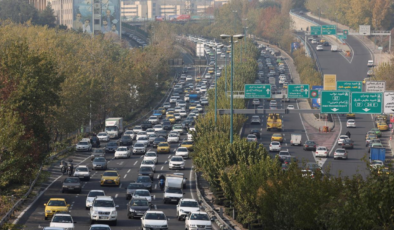 Tahran'ın çıkış yolları İsrail saldırılarından kaçanların dönüşü için ayrıldı
