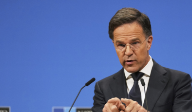 NATO lideri Rutte: ABD'nin saldırısı legaldir