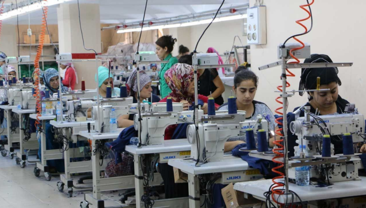 Asgari ücret ile çalışanlar hükümetten olumlu ya da olumsuz açıklama bekliyor