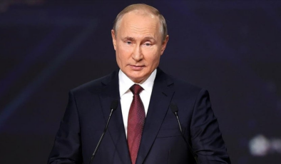 Putin bir kez daha İstanbul'u işaret etti: Görüşmelere hazırız!