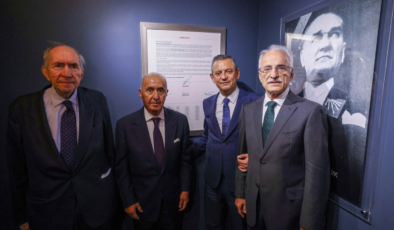 CHP'li üç genel başkandan ortak açıklama: Özel'in yanında dimdik durun