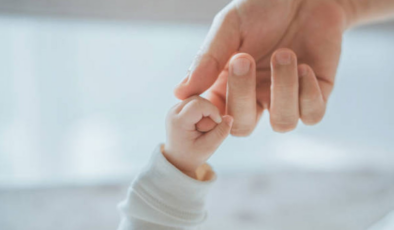 Gazze'de 3 aylık bebek Curi açlıktan yaşamını yitirdi