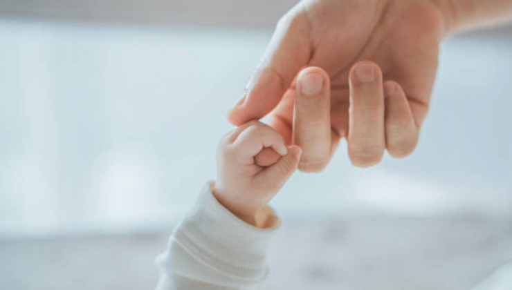 Gazze'de 3 aylık bebek Curi açlıktan yaşamını yitirdi