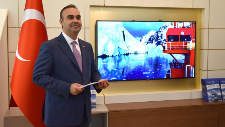 Bakan Kacır: Hedefimiz Antarktika Antlaşmalar Sistemi'nde danışman ülke statüsünü elde etmek