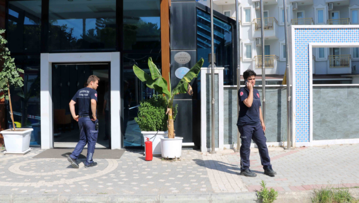 Turizm cennetinde yangın paniği: Turistler tahliye edildi