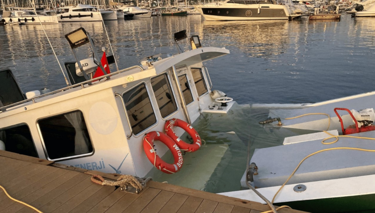 Bodrum'da şişme bot kazası: Atık toplama teknesi su aldı