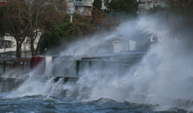 Marmara ile Ege için kuvvetli rüzgar ve fırtına uyarısı