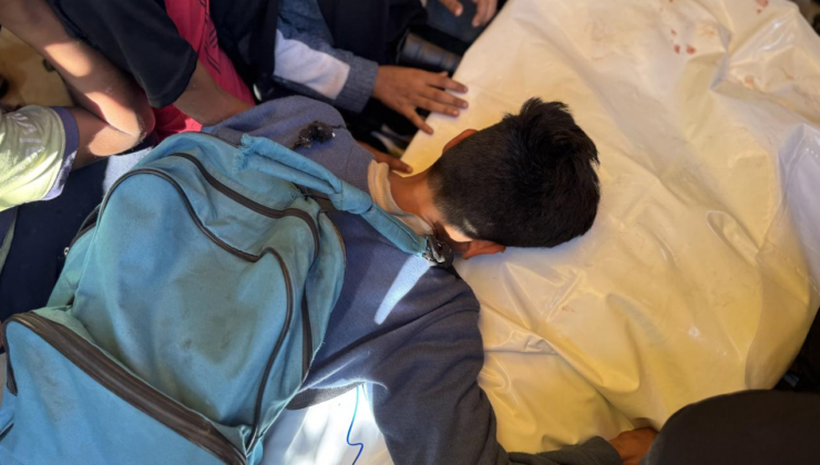 Katil İsrail, Gazze'de yardım bekleyenlere ateş açtı, 5 kişi hayatını kaybetti
