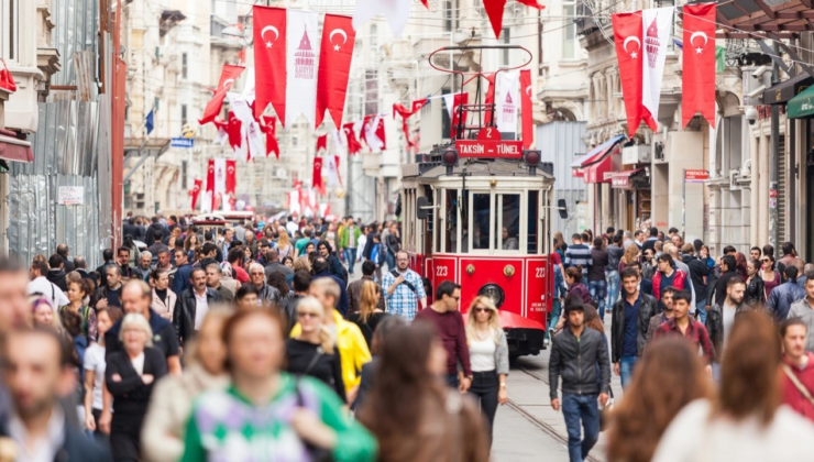 İPA verileri açıkladı! Her 4 beyaz yakalıadan 3'ü geçinmekte zorlanıyor