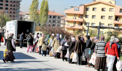 Bir avuç zengin bir halk yoksul