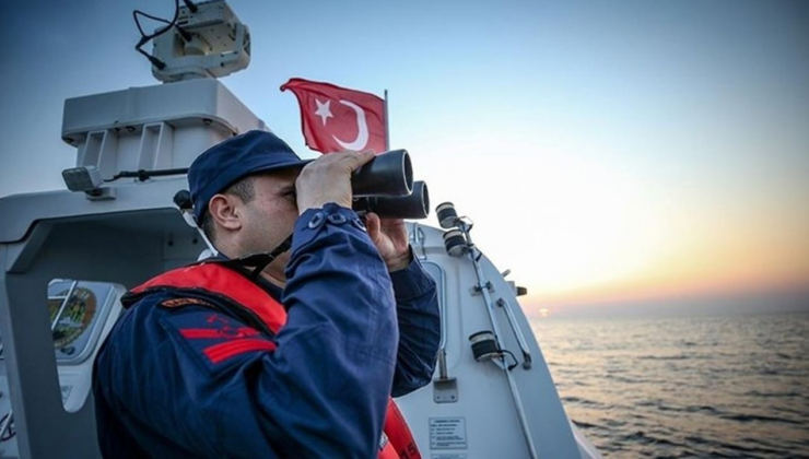 Sarıyer'de denizde kaybolan 2 genci arama çalışmaları ikinci gününde devam ediyor