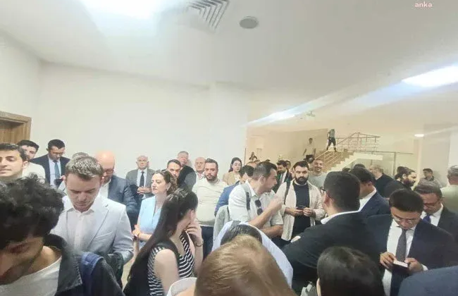 Son dakika… CHP’de ‘kurultay davası' ertelendi