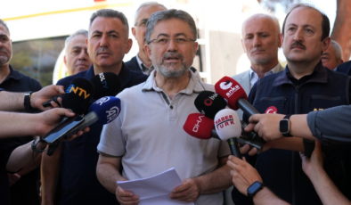 Bakan Yumaklı'dan İzmir'deki orman yangınlarına ilişkin açıklama