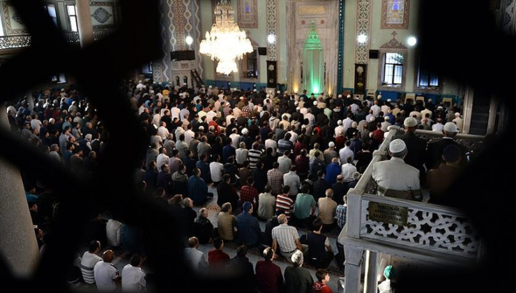 Kurban Bayramı namazı saat kaçta? İşte il il bayram namazı saatleri!