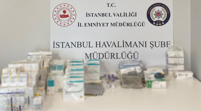 İstanbul Havalimanı'nda operasyon: 12 milyon TL değerinde kaçak ilaç ele geçirildi