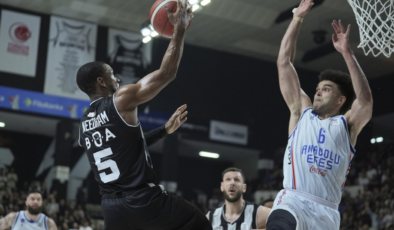 Beşiktaş'ı deplasmanda yenen Anadolu Efes seride öne geçti