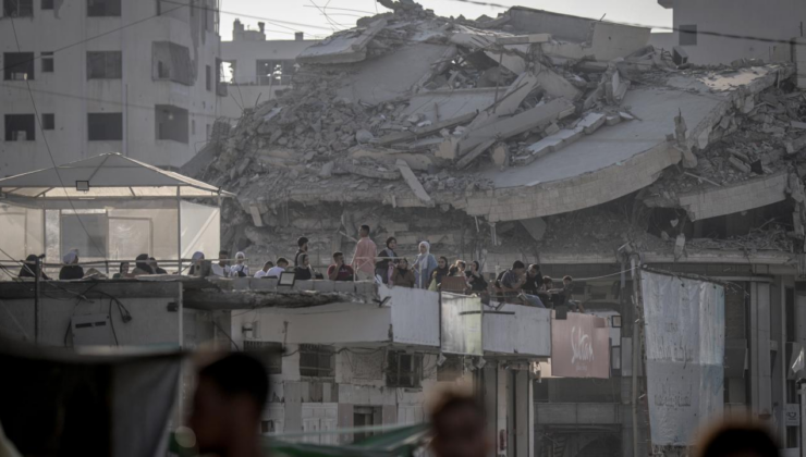 Katil İsrail'in bayramın 3. gününde Gazze'ye saldırılarında 21 Filistinli hayatını kaybetti