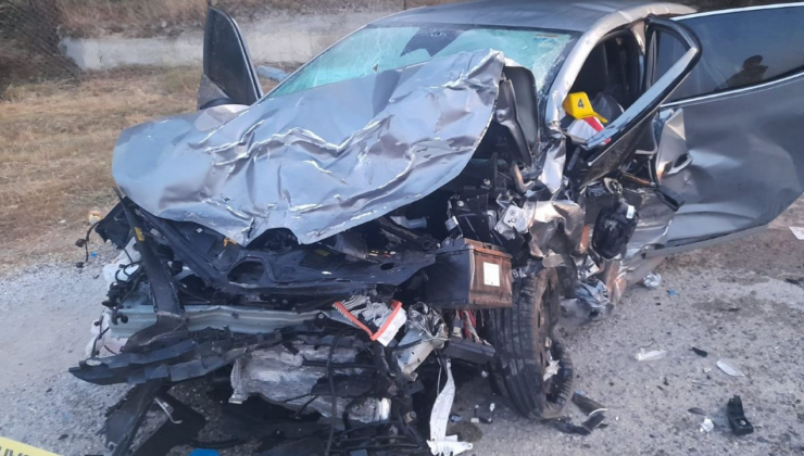 İzmir'de zincirleme trafik kazası: 5 ölü, 2 yaralı