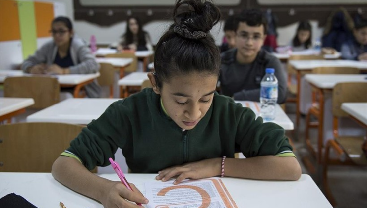 Yabancı dil saatleri artıyor… İkinci yabancı dil olarak Almanca geliyor