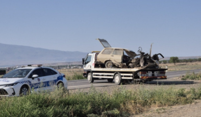 Niğde'de otomobiller çarpıştı; 1 ölü, 1 yaralı