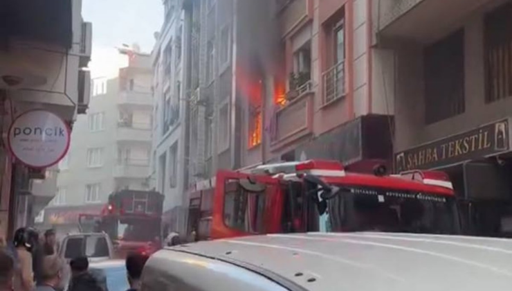 Korku dolu anlar: 16 yaşındaki çocuk açılan çarşafa atlayıp kurtuldu