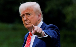 Trump'tan göstericilere tehdit: Tükürürlerse vurulacaklar
