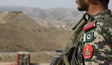 Pakistan 20252026 mali bütçesinde savunma harcamalarını yüzde 20 artırdı