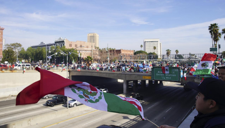 Los Angeles olayları, ABD'nin Meksika'dan aldığı bölgenin geçmişi ve etnik yapısını gündeme getirdi