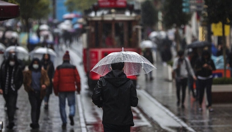 İstanbul Pazar günü kışı yaşayacak! Sağanak uyarısı yapıldı