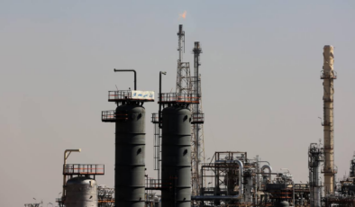 Petrol fiyatları İsrail'in İran'a saldırmasıyla yüzde 7'den fazla yükseldi
