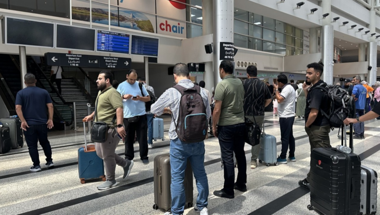 İsrail’in İran saldırısı sonrası Beyrut Havalimanı’nda yoğunluk oluştu