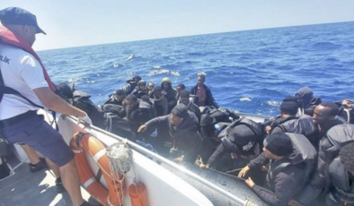 İzmir açıklarında 47 düzensiz göçmen kurtarıldı