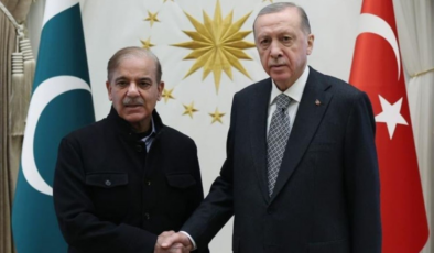 Cumhurbaşkanı Erdoğan’dan barış diplomasisi: Pakistan Başbakanı Şerif ile görüştü