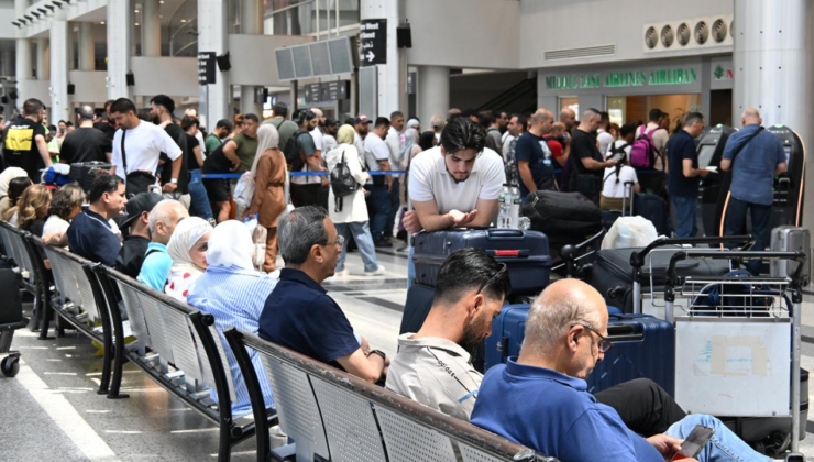 Beyrut'taki uçuş iptalleri havalimanında yoğunluğa yol açtı
