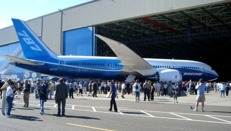 Felaketin ardından tüm "Boeing 787" tipi uçaklarda inceleme başlatıldı