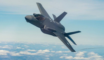 İngiliz F-35'i Hindistan'da acil iniş yaptı