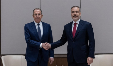 Dışişleri Bakanı Fidan ve Rus mevkidaşı Lavrov telefonda görüştü