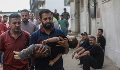 İsrail'in Gazze'ye son 24 saatte düzenlediği saldırılarda 68 kişi hayatını kaybetti