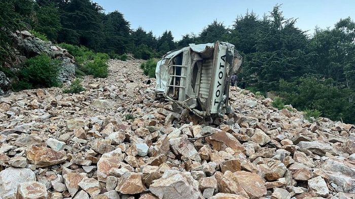 Pikap uçuruma devrildi: Aynı aileden 3 ölü, 1 yaralı