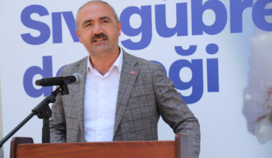 Don mağduru üreticiye sıvı gübre desteği
