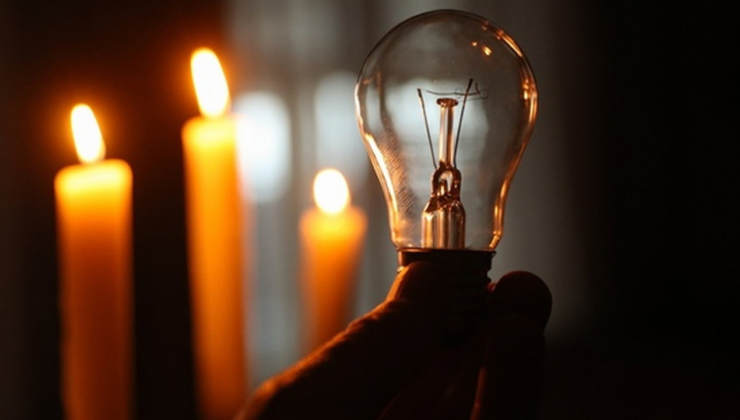 İstanbul'un 30 ilçesinde elektrik kesintisi: 8 saat sürecek! Esenyurt, Kadıköy, Şişli, Beykoz, Şile