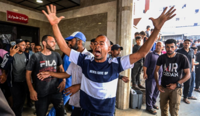 Soykırımcı İsrail'in Gazze'deki saldırılarında 63 kişi hayatını kaybetti
