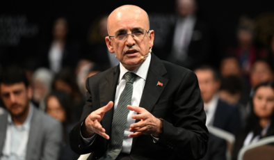 Bakan Şimşek, yurt dışından ödül alan VİMER'i ziyaret etti